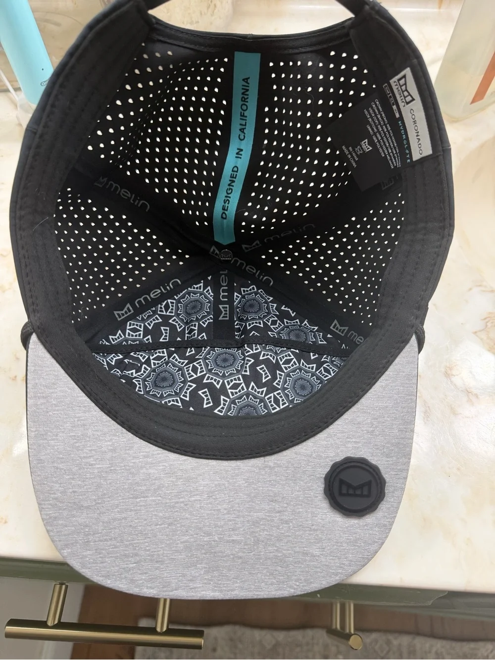 Melin hydrolite black XL hat